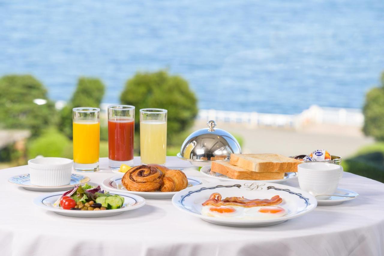Hotel New Grand Yokohama  Exterior photo A typical breakfast