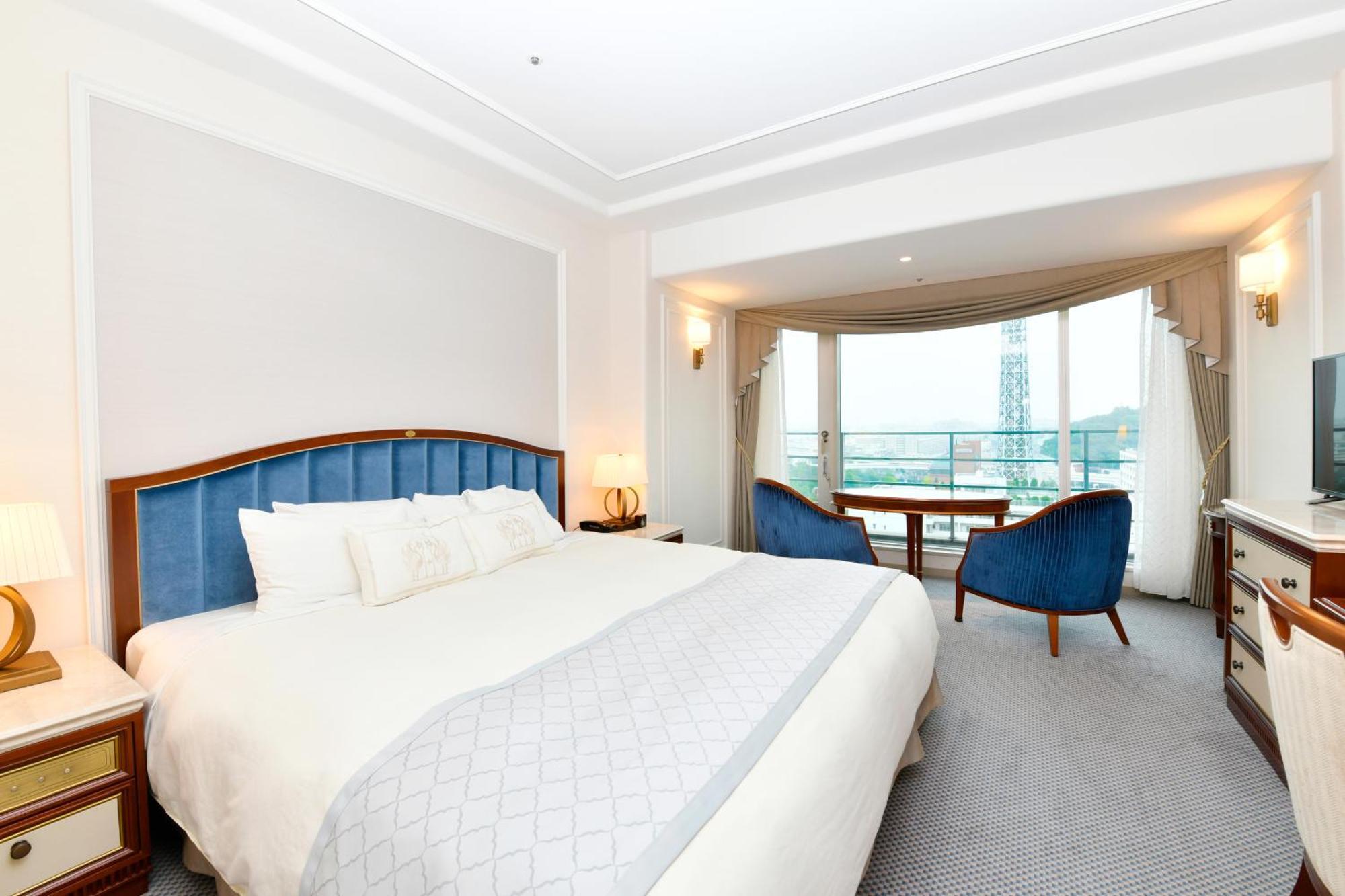 Hotel New Grand Yokohama  Exterior photo Deluxe Room